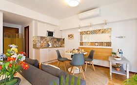 Aposentus - Downtown Bright Apartment